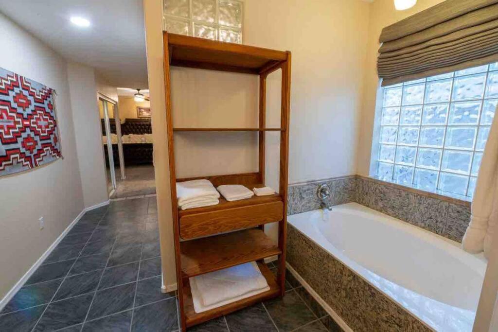 Mountain View Hide Away With Heated Pool Villa Phoenix Kültér fotó